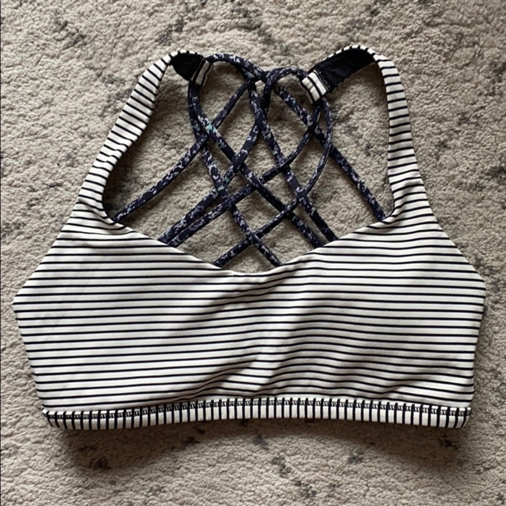 Lululemon size 2 Sports Bra - like new condition!